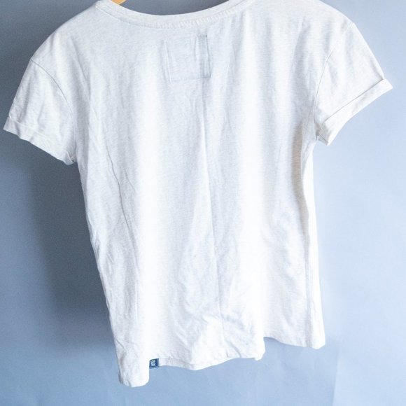 Superdry | SEQUIN SLIM BOYFRIEND T-SHIRT |  Sold out | Off White | Women's 8 | M - Picture 16 of 16